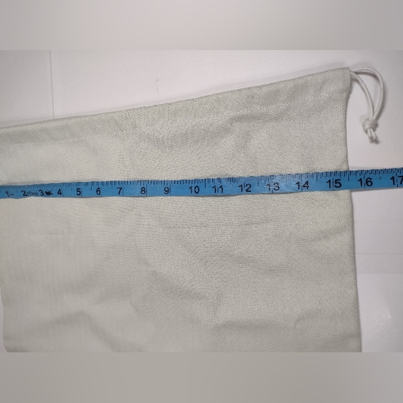Loewe Cream Drawstring Dust Bag 19"×15 1/2" - Picture 6 of 7